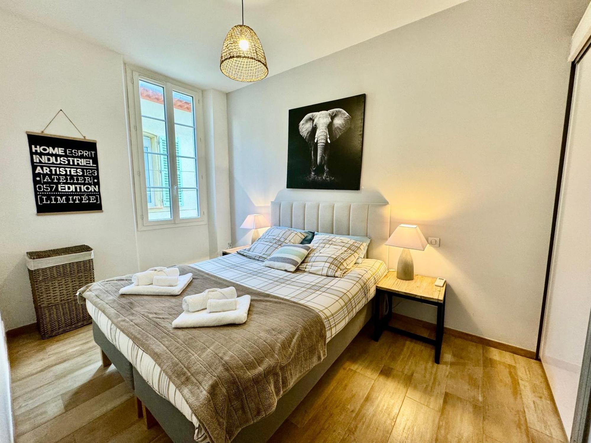 Appartements Climatises - Vieil Antibes Eksteriør billede